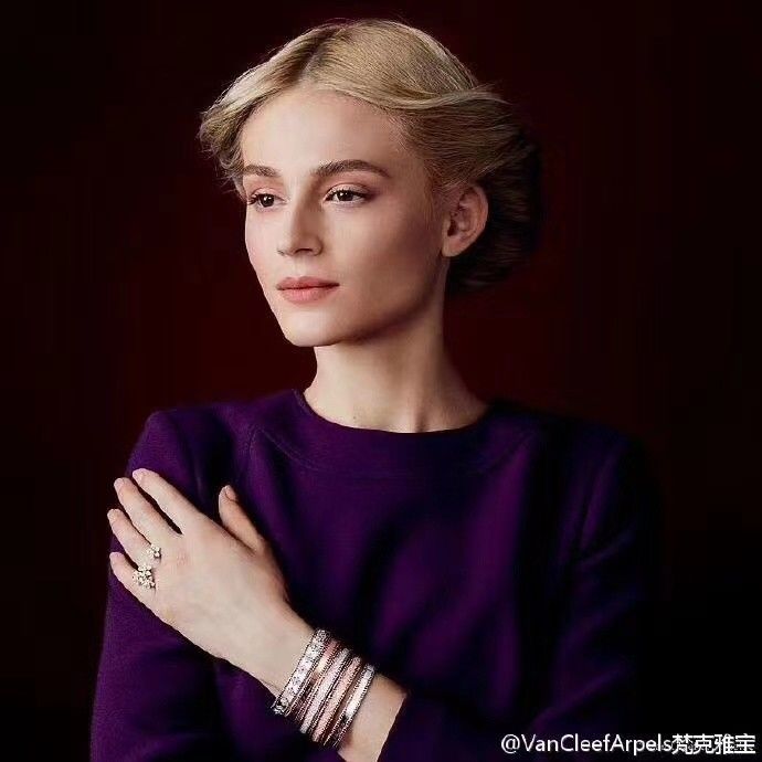 Qualité Vrai bracelet moyen Rose Yellow Gold blanche de signature de Perlee de l'or 18k du modèle VCA usine