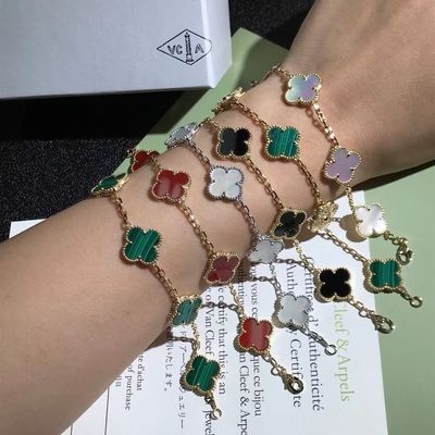 Qualité le cru de l'or 18K a personnalisé des bracelets Van Cleef et Arpels d'or usine