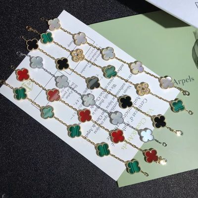 Qualité le cru de l'or 18K a personnalisé des bracelets Van Cleef et Arpels d'or usine
