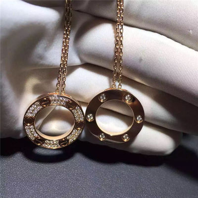 Qualité L'or jaune du collier 18K d'amour, pavent Diamond Necklace B7058400 usine