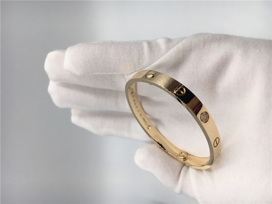 Qualité 4 or jaune B6035917 du bracelet 18K d'amour de bijoux de diamant usine