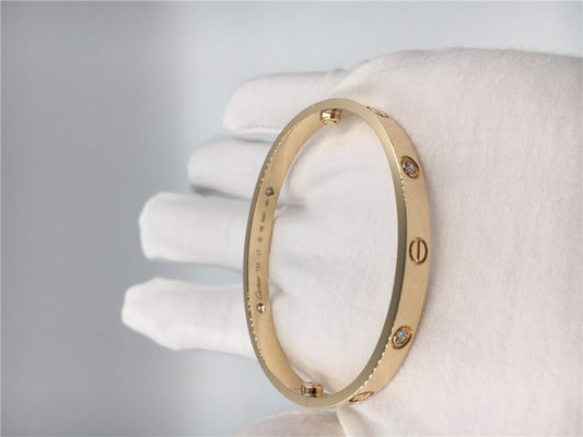 Qualité 4 or jaune B6035917 du bracelet 18K d'amour de bijoux de diamant usine