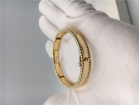 Qualité Bijoux d'or du bracelet 18K de signature de PerléE avec la signature aucune pierre gemme usine