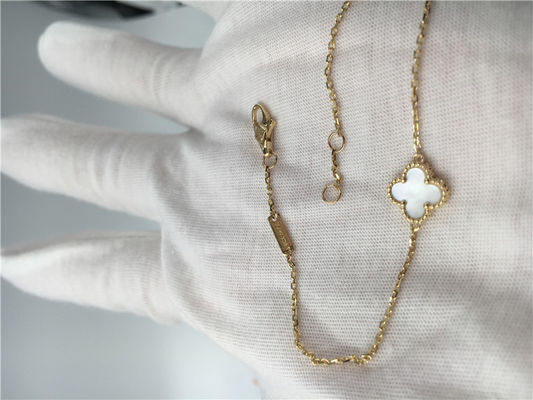 Qualité Or jaune doux du bracelet 18k de Van Cleef Arpels Alhambra avec la nacre blanche usine