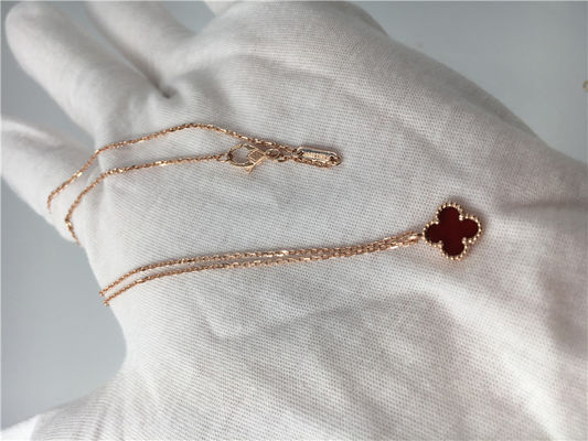 Qualité Collier pendant d'or de Rose pour l'amie, collier magique de 18k Alhambra avec la cornaline usine