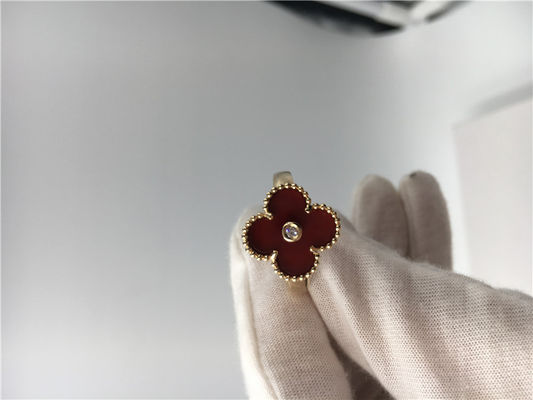 Qualité Diamant rond unique de bagues de fiançailles d'or jaune, anneau d'Alhambra de cru avec la cornaline usine