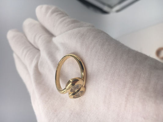 Qualité Les courbes heureuses de Chopard d'engagement de cru sonnent l'or 18k jaune avec le diamant usine