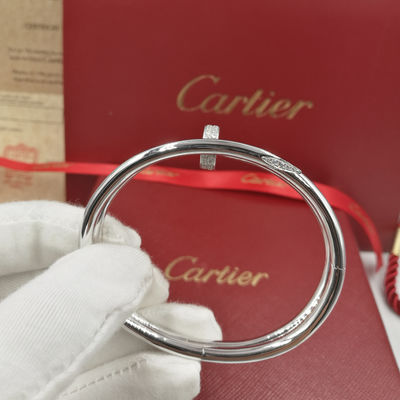 Qualité diamants faits sur commande à extrémité élevé de Juste Un Clou Bracelet With de bijoux de l'or 18k blanc usine