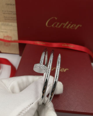Qualité diamants faits sur commande à extrémité élevé de Juste Un Clou Bracelet With de bijoux de l'or 18k blanc usine