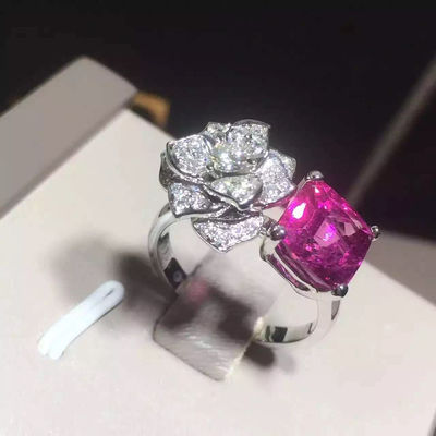 Qualité l'anneau G34UU600 de fleur de Piaget Rose de l'or 18K blanc avec le coussin - coupez le Tourmaline rose usine