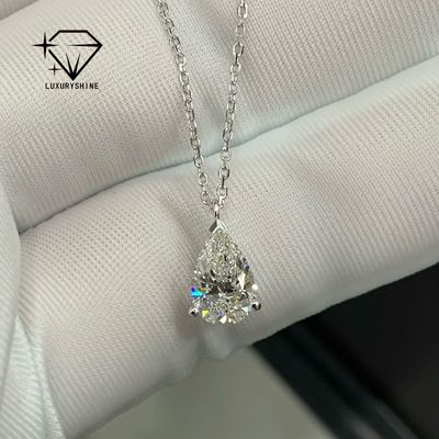 Collier de diamant de luxe avec clarté VS2 et accents en céramique bleu plaqué 18k/or rose