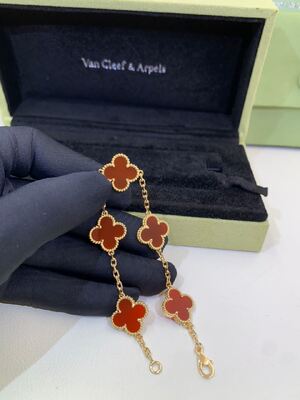 Pierre rouge VCARD35500 de cornaline d'or jaune des motifs 18K d'Alhambra Bracelet Van Cleef And Arpels 5