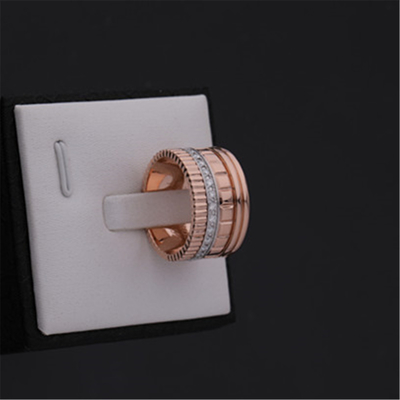 Vrai or Diamond Quatre Radiant Edition Large Ring Ref JRG02484 de 18 carats de bijoux de luxe d'or