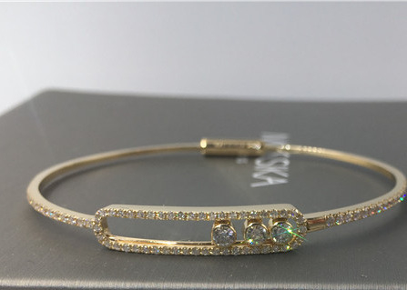 les bracelets minces de bracelet d'or jaune de bijoux de 18K Paris avec 3 morceaux déplacent des diamants
